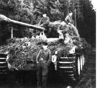 PantherG-13.jpg (69686 Byte)