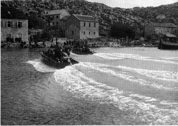 7SSGebD-4.jpg (40644 Byte)