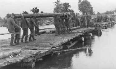 PiBtl80-1.jpg (19367 Byte)